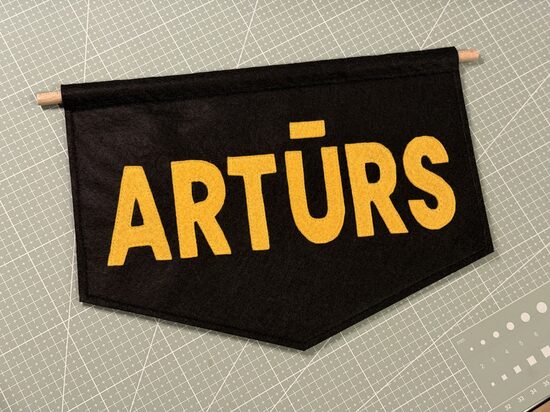 Filca karodziņš ar vārdu